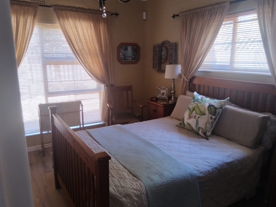 3 Bedroom Property for Sale in Vredenburg Western Cape